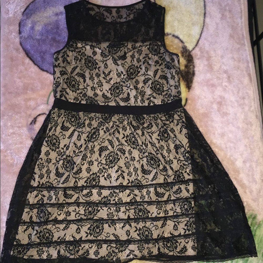 black lace dress